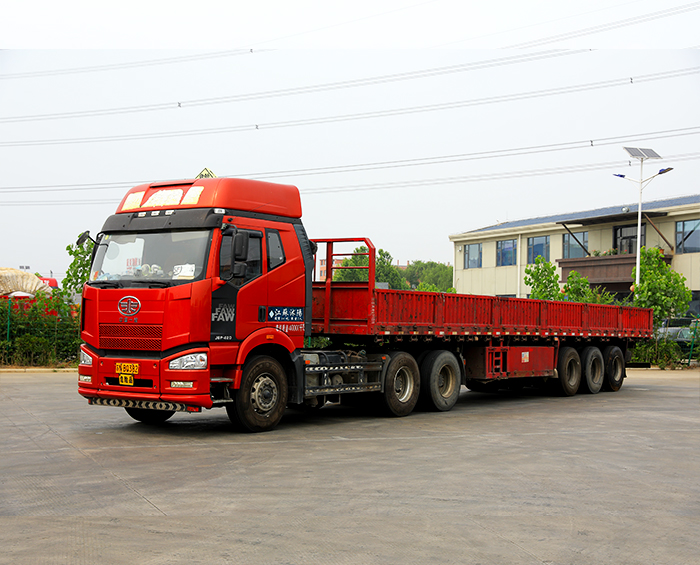 欄板式運(yùn)輸車